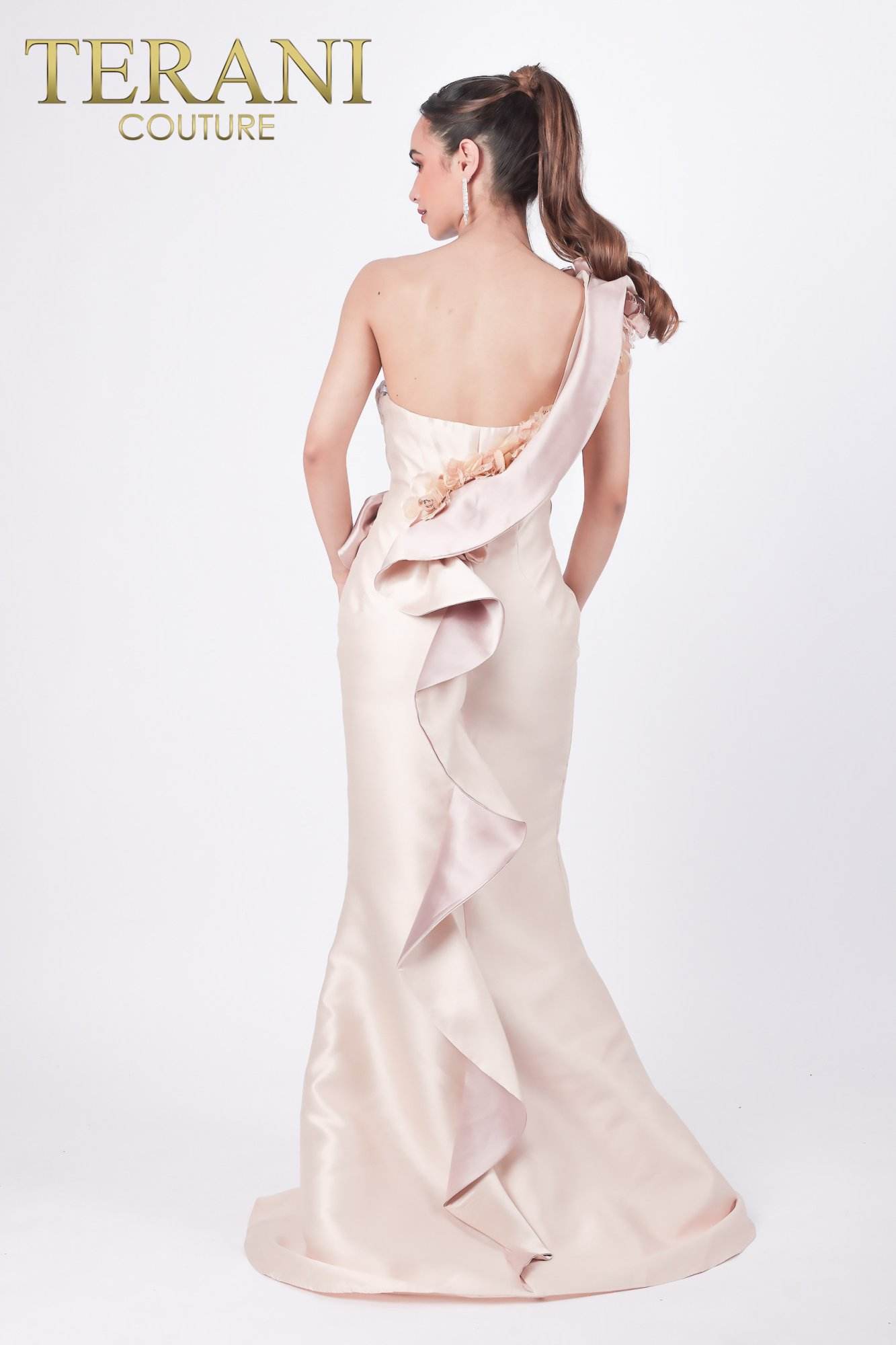 I Dress Cute Terani Couture 2011E2424 Asymmetric One-Shoulder Gown - Image 2