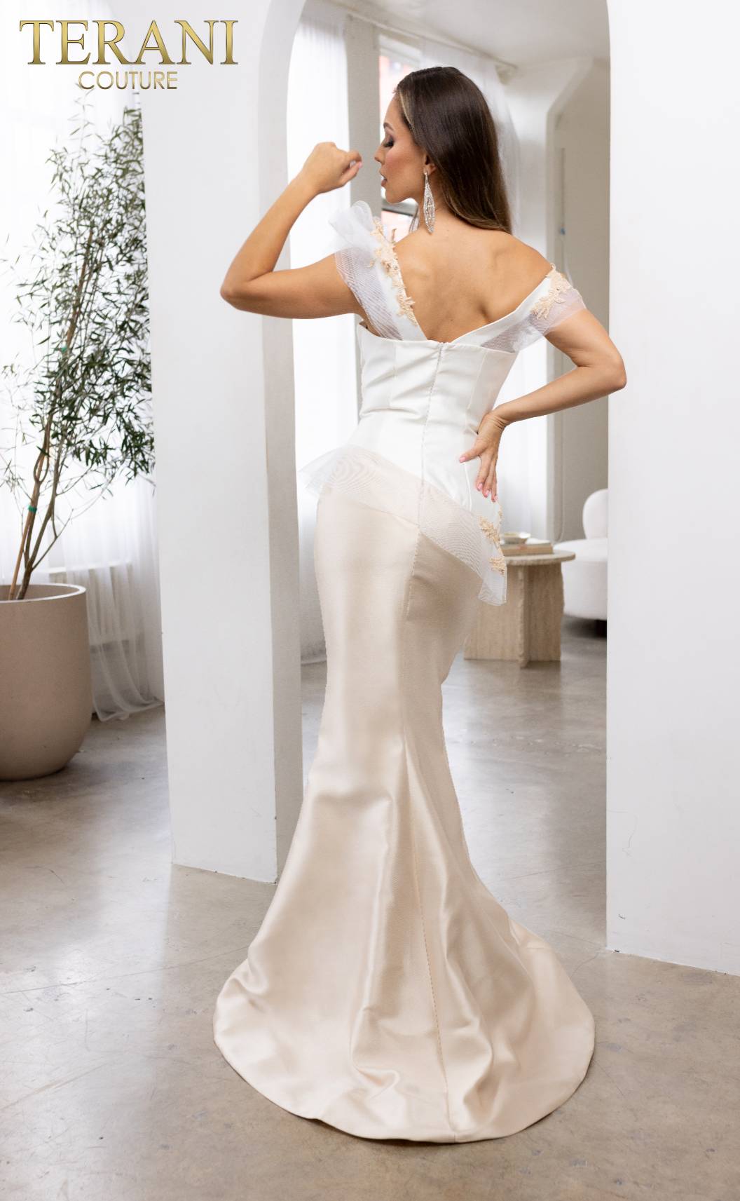 I Dress Cute Terani Couture 241E2478 Off-Shoulder Trumpet Gown in Embroidered Mikado - Image 4